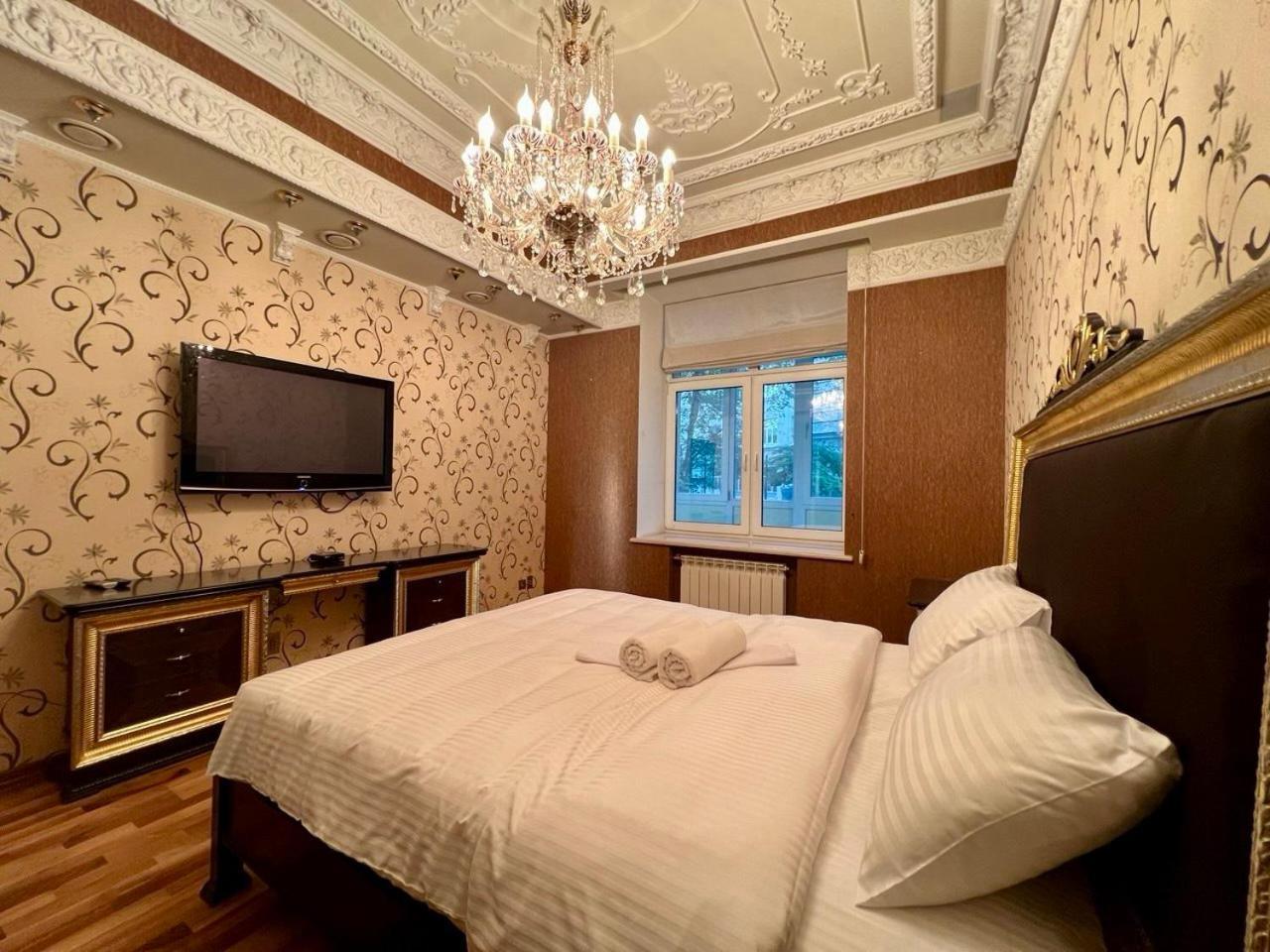 Apartments Rentals Ukraine On Kreshchatik Kiev Exterior foto